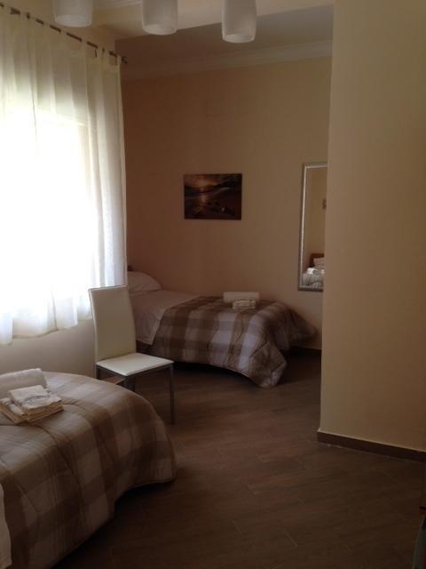 Costa Del Sol Bed & Breakfast ปอร์โต เอมเปโดเกล ภายนอก รูปภาพ